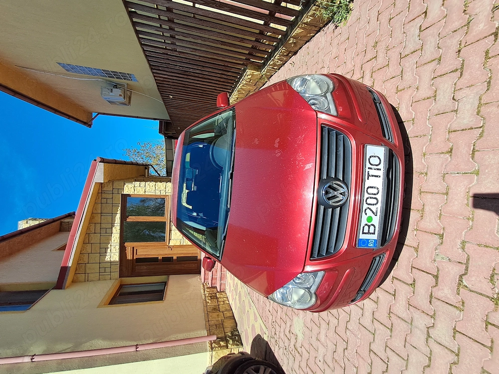 Vând Volkswagen Polo