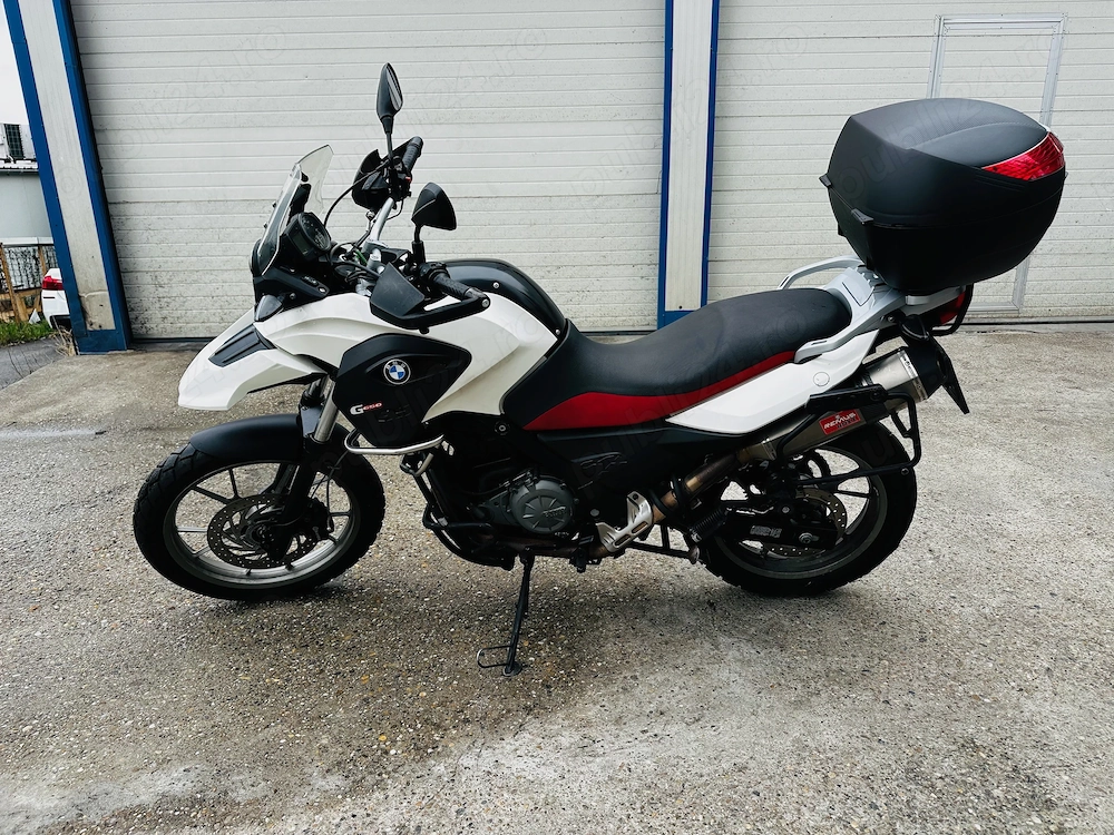 Motocicletă BMW G650 GS la 54.000 km, eșapament Remus ROX, top box GIVI