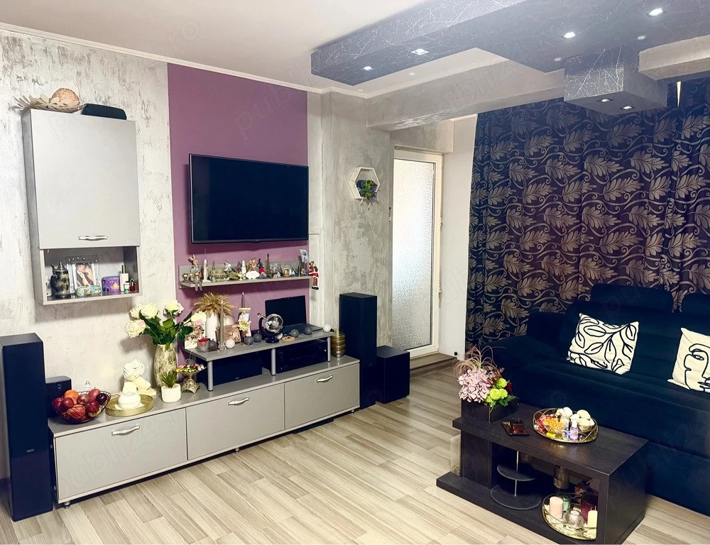Vânzare apartament modern cu 2 camere utilat si mobilat+ loc parcare inclus