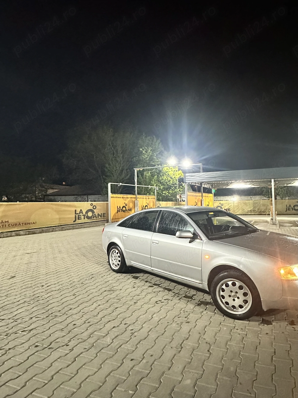 Vând Audi A6 quattro 