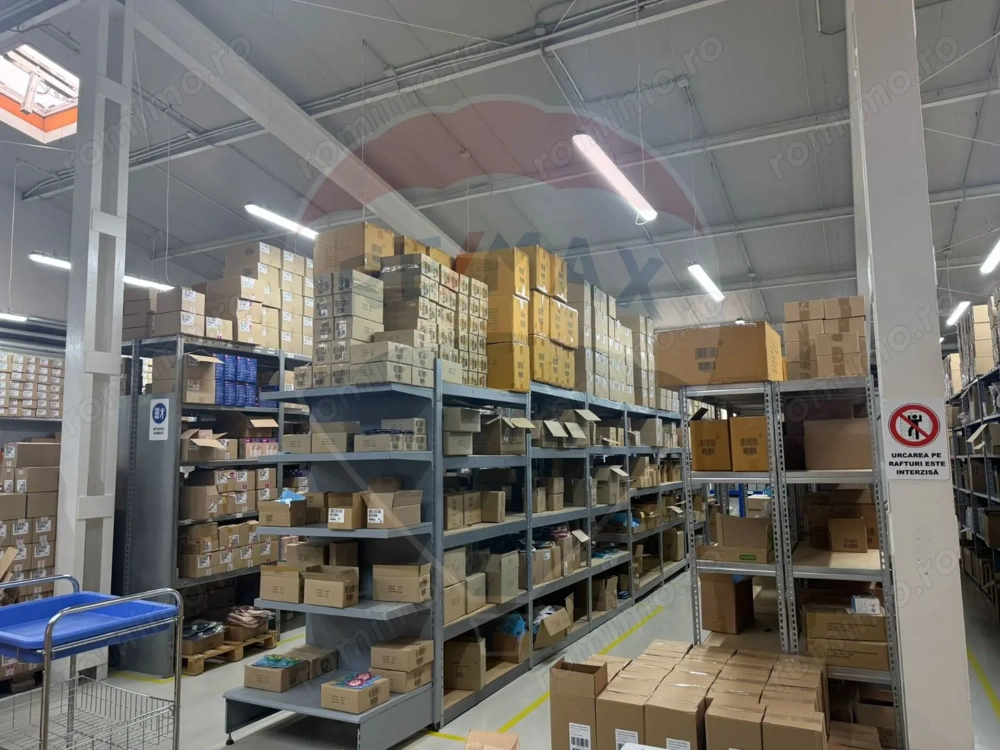 Spațiu comercial de 893mp de închiriat
