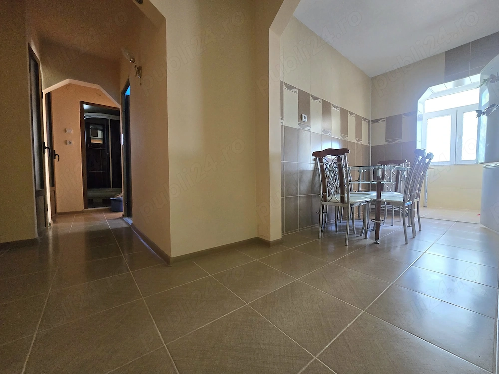 Apartament 3 camere Progresu | Decomandat | 2 balcoane | 53.900 