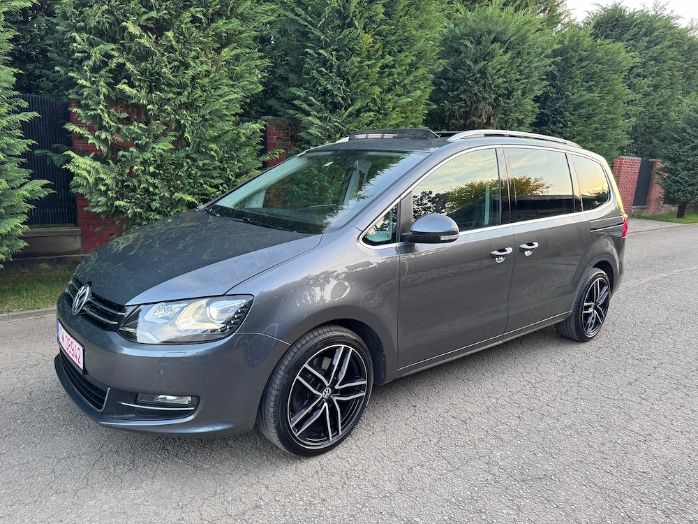 VW Sharan 2.0TDI 140CP - DSG (automat)   7 LOCURI   Panorama   Alcantara   LED   Xenon   HIGHLINE