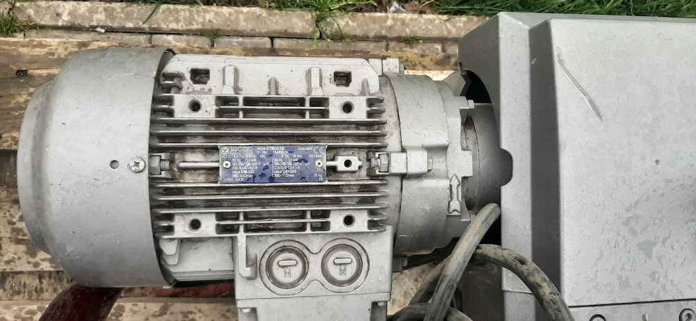 Pompa Vacum BECKER U 4.100 neutilizata 2,4-3 kw 