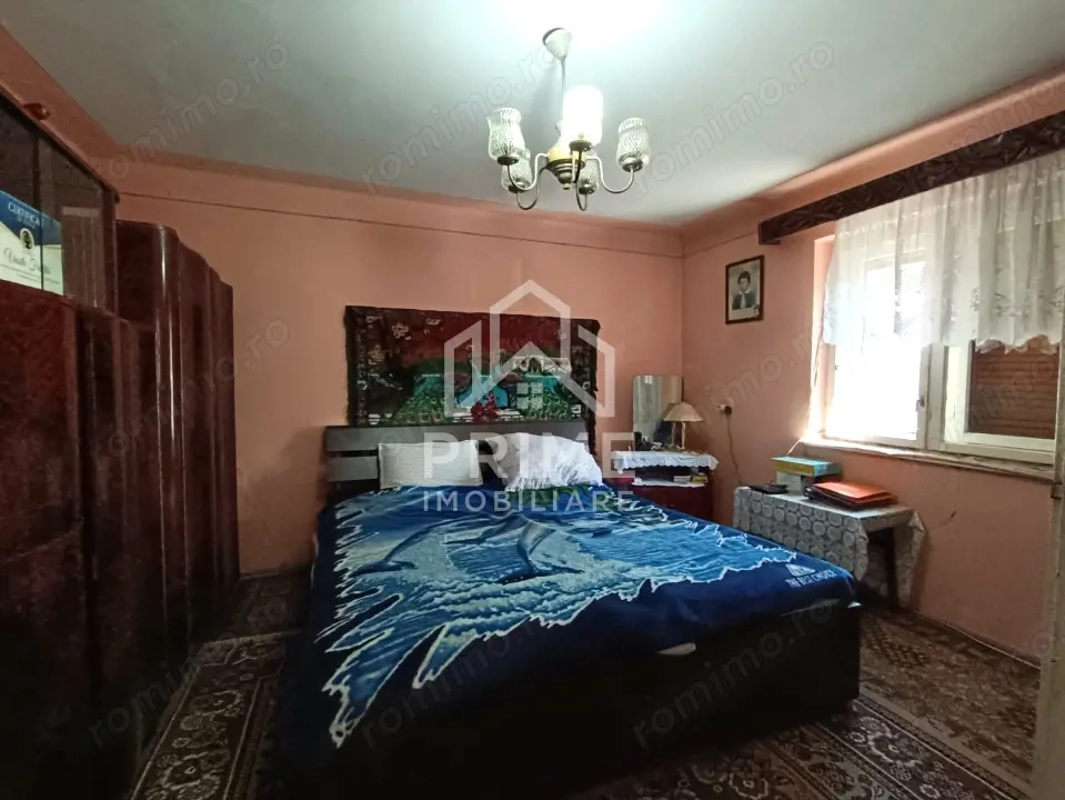 Casă renovabilă cu teren 2000 mp | 2 fronturi | Potențial investiție Sebeș