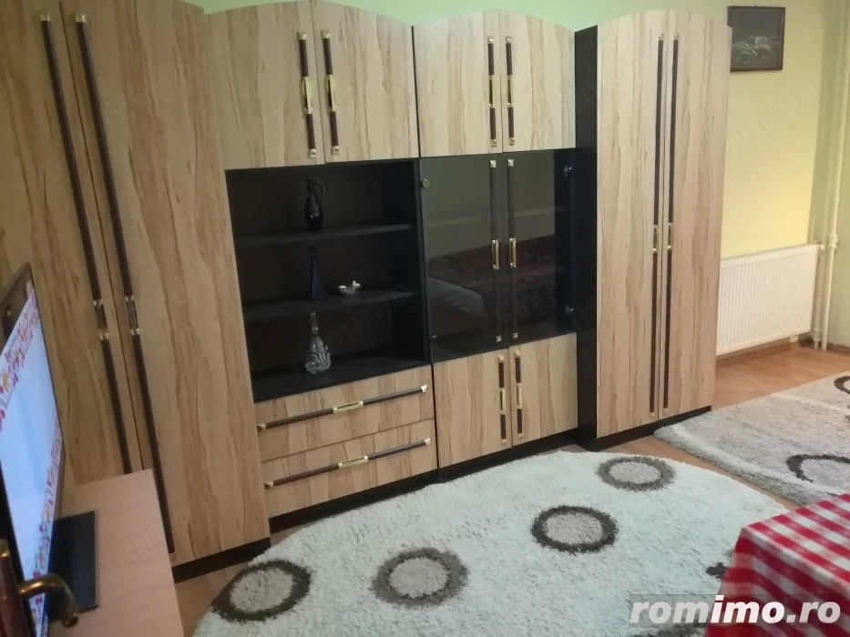 Garsoniera zona Olimpia 