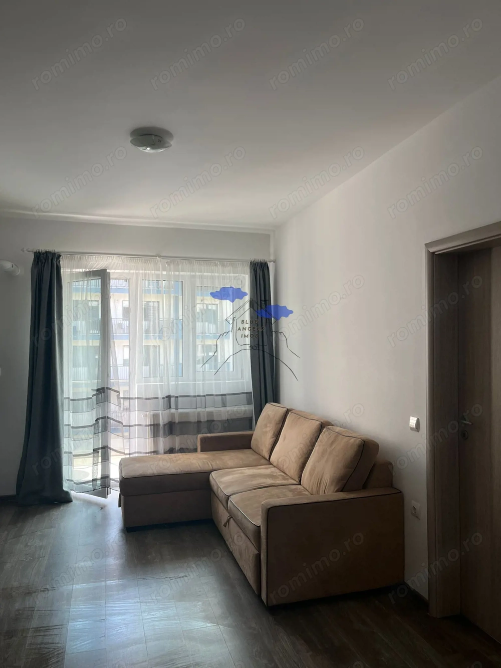 Apartament modern de 2 camere in Tractorul - loc de parcare