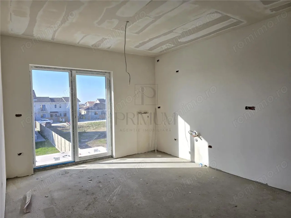 Apartamete tip SAD - parter - curte proprie