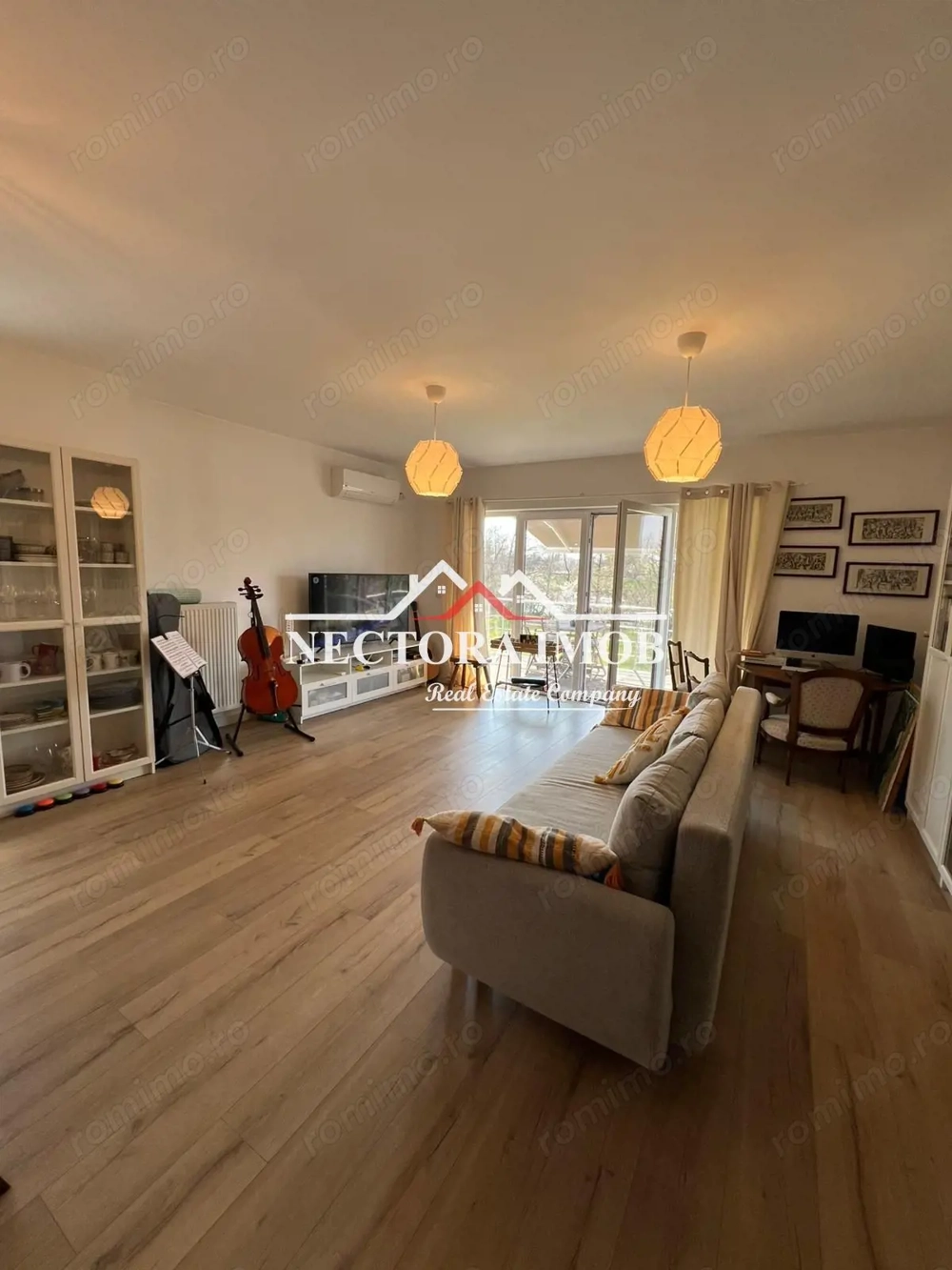 NECTORA IMOB Exclusivitate-Apartament SUPERB 3 cam cu TEREN si terasa