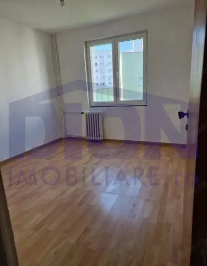 APARTAMENT 3 CAM, VITAN DRISTOR MALL VITAN