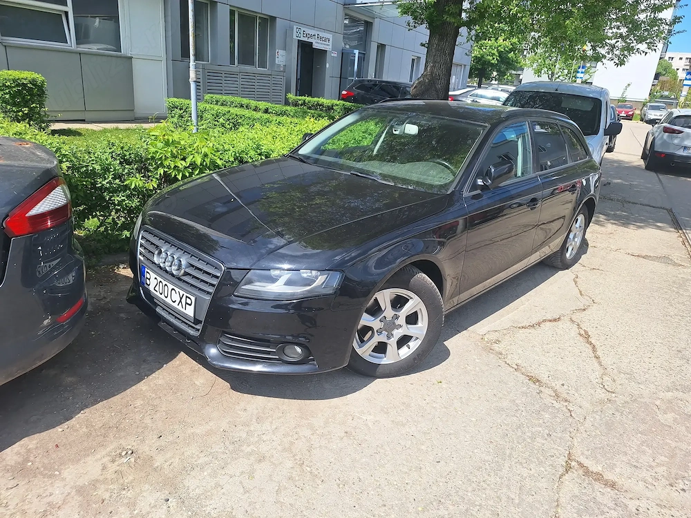 Vand audi A4 2.0 diesel AUTOMATA Piele 2012 Navigatie