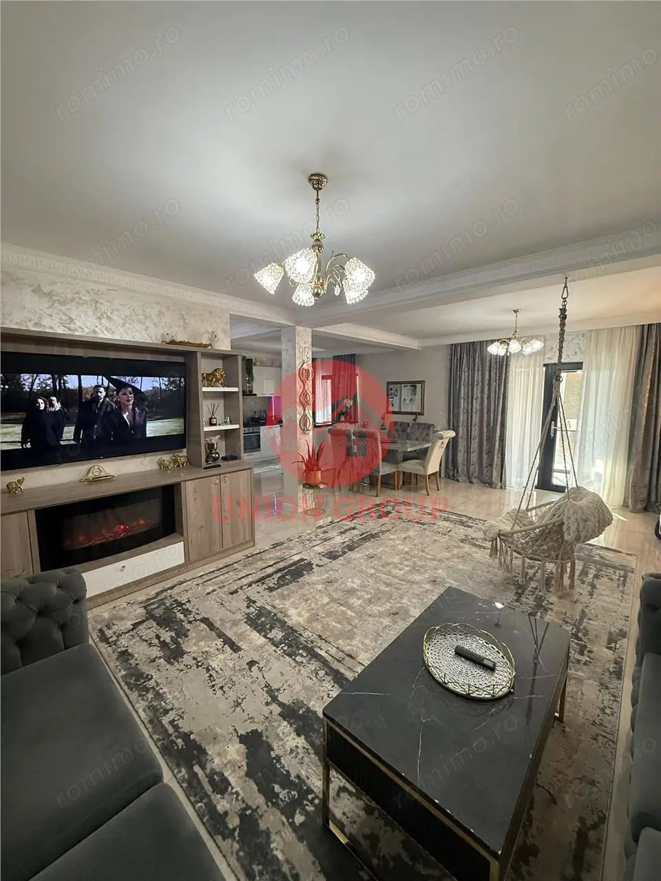 Duplex Cu Finisaje si Mobilier Premium, Navodari