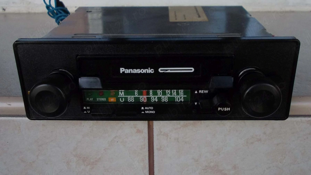 Radio casetofon auto PANASONIC CQ-6810 ENG, JAPAN