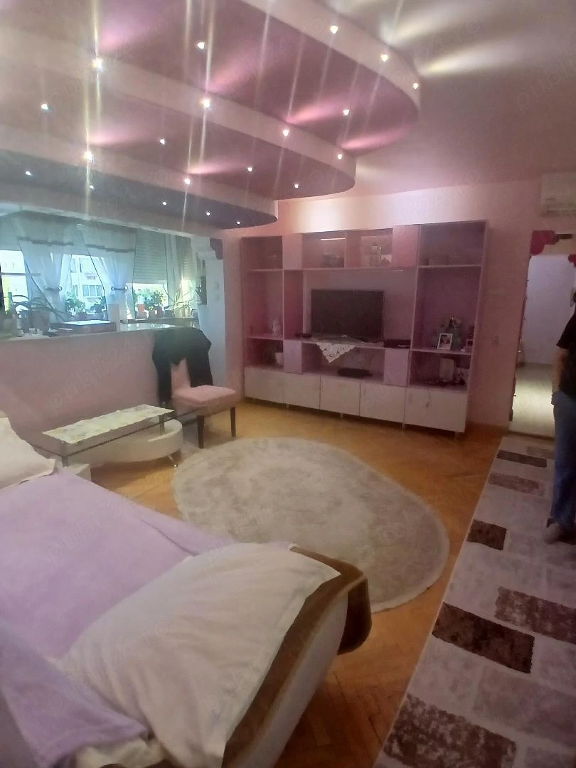 3 Camere cofort unu Girocului-Spital Judetean Garaj sub Bloc Boxa total amenajat