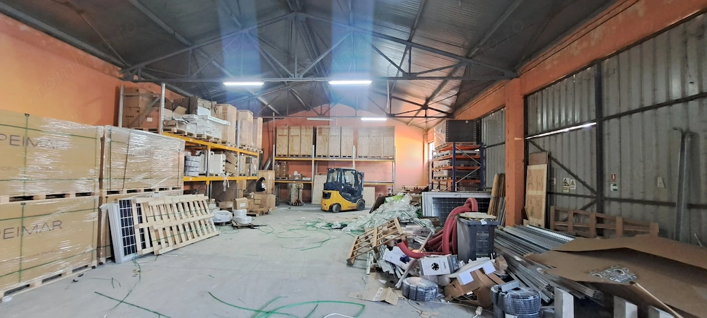 Bulevardul Basarabia   zona Faur, depozit 242 mp