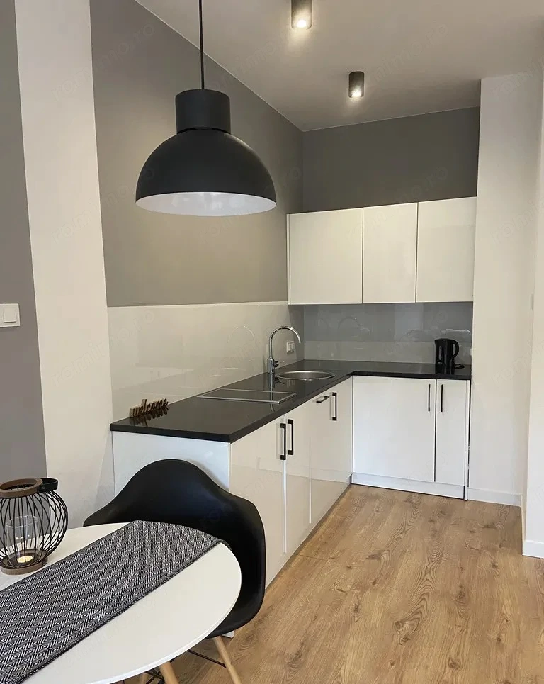 De inchiriat garsoniera in zona Balcescu