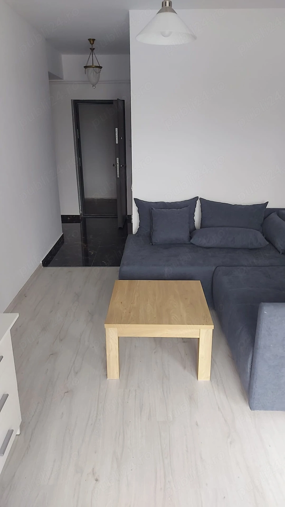 garsoniera de inchiriat  