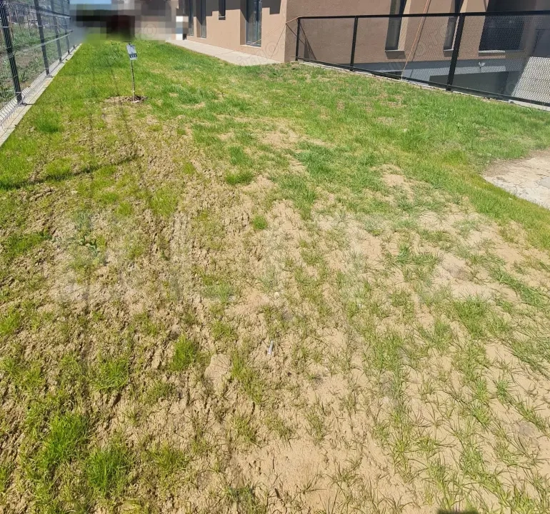 Apartament semidecomandat, 49 mp utili, gradina de 95 mp, parcare, zona Eroilor