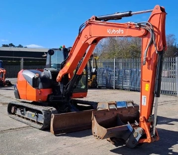 Kubota KX080  2022