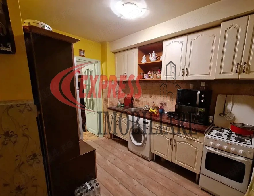 Titan, 1 Decembrie 1918, Jean Steriadi, Scoala 116