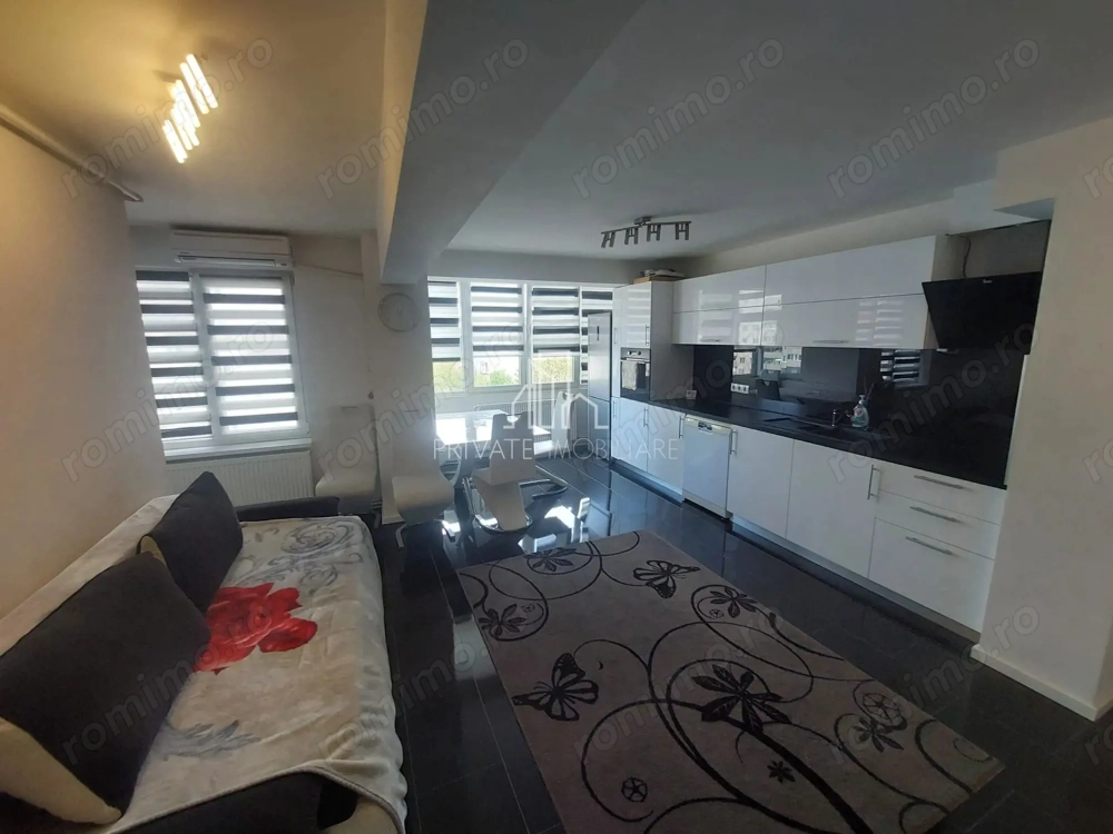 Apartament 4 Camere, De Vânzare, Zona Corina
