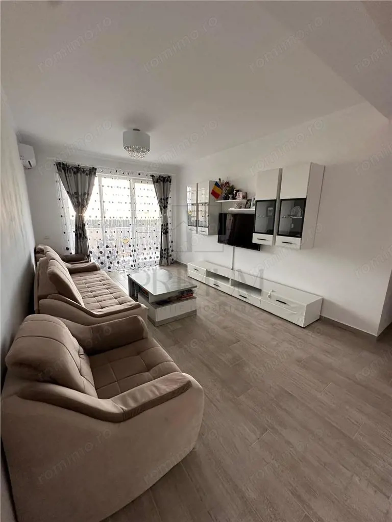 Dumbravita - 2 Camere - Parter cu curte - Decomandat - Bucatarie inchisa - 2 Locuri de parcare inclu