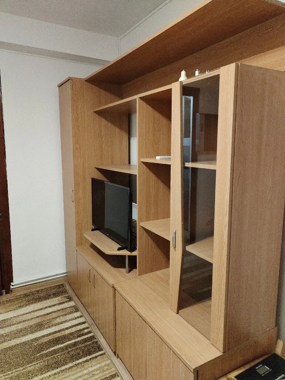 Proprietar, vând garsonieră