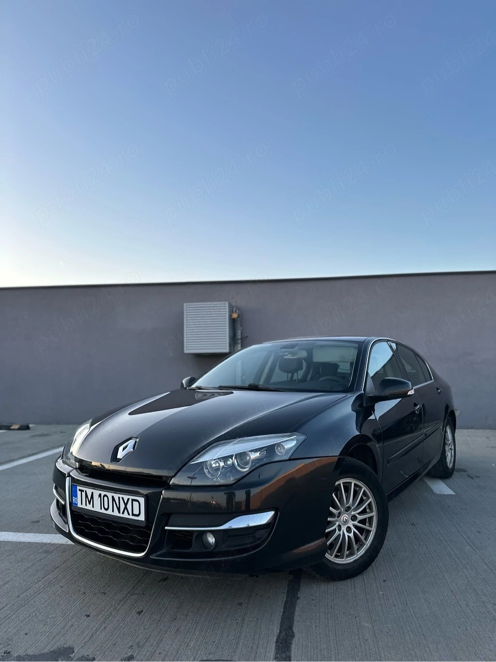 Vand masina Renault Laguna 3