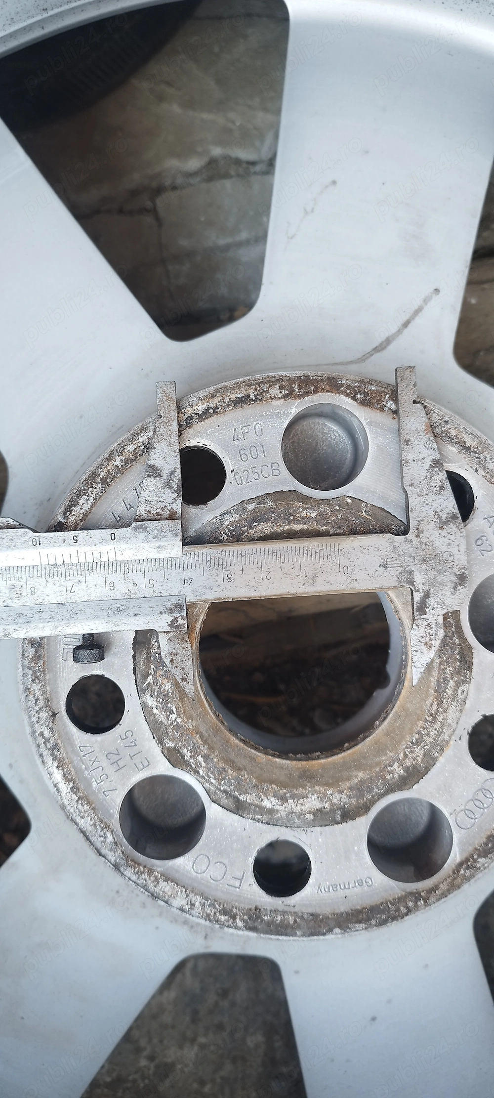 Jante Audi 17" cu anvelope vara ca noi