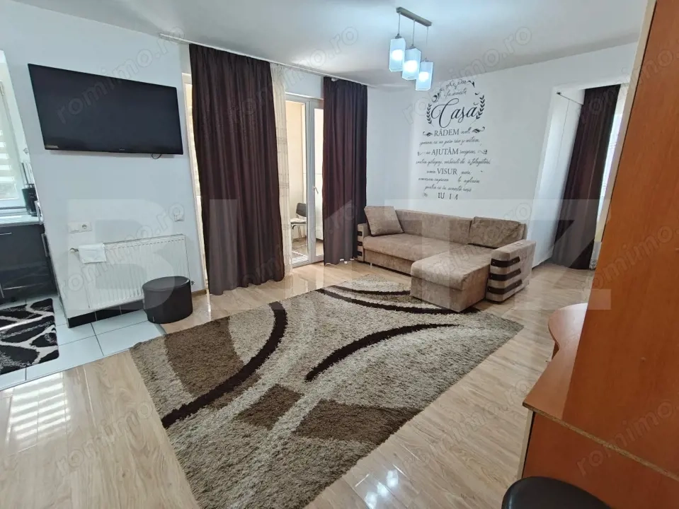 Apartament 2 camere mobilat, 3 balcoane, etaj 1, parcare, zona Eroilor