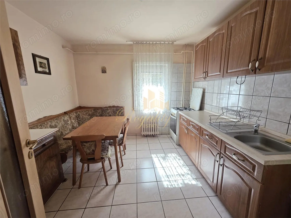 Apartament 2 camere, parter, CENTRALA PROPRIE - Zona Soarelui