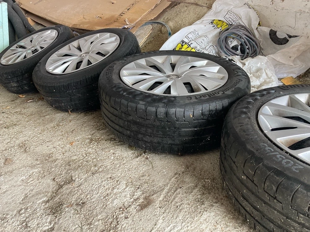 Jante + capace frumoase Peugeot pe 16 in 4 prezoane