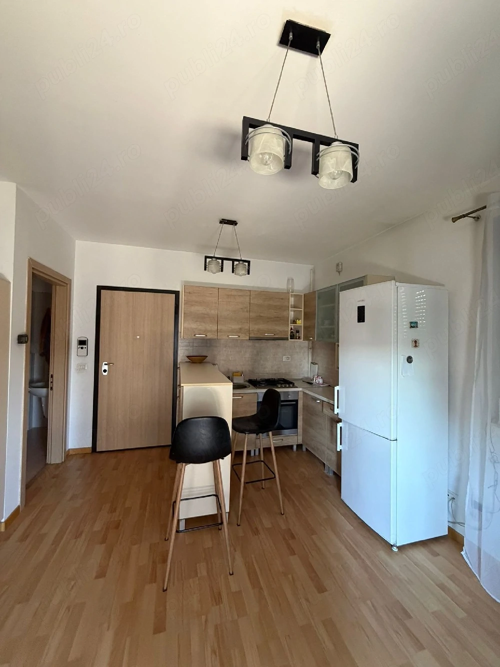 Inchiriez apartament cu o camera Dumbravita