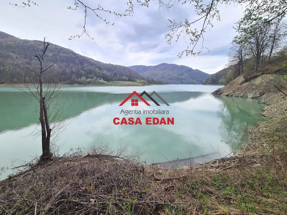 Teren intravilan in Valea Doftanei cu iesire la Parajul Paltinu--1000 mp--120e mp