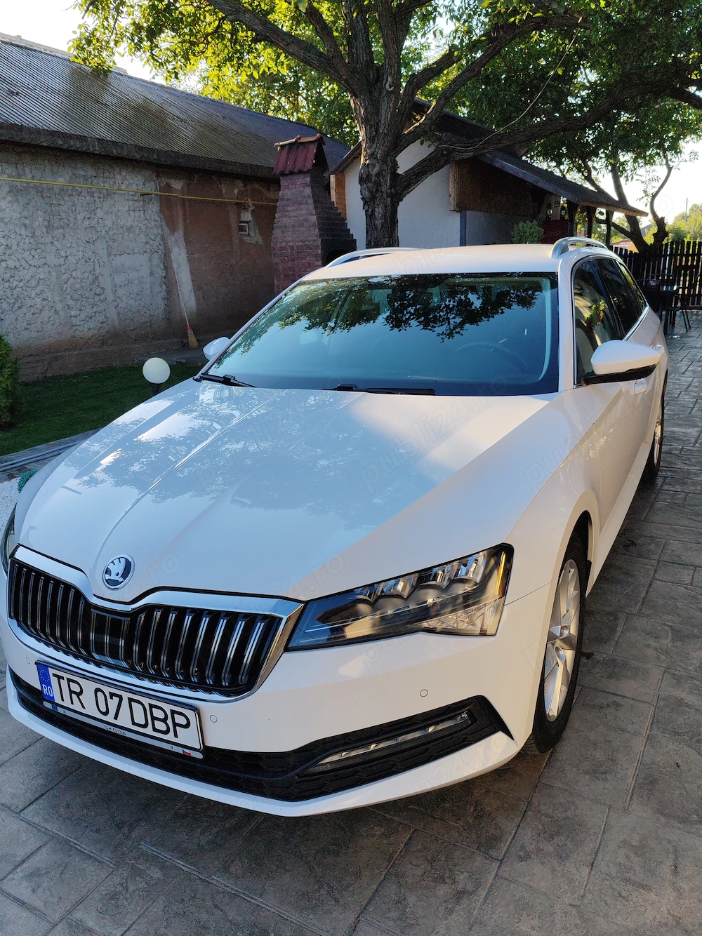 Vând Skoda Superb 