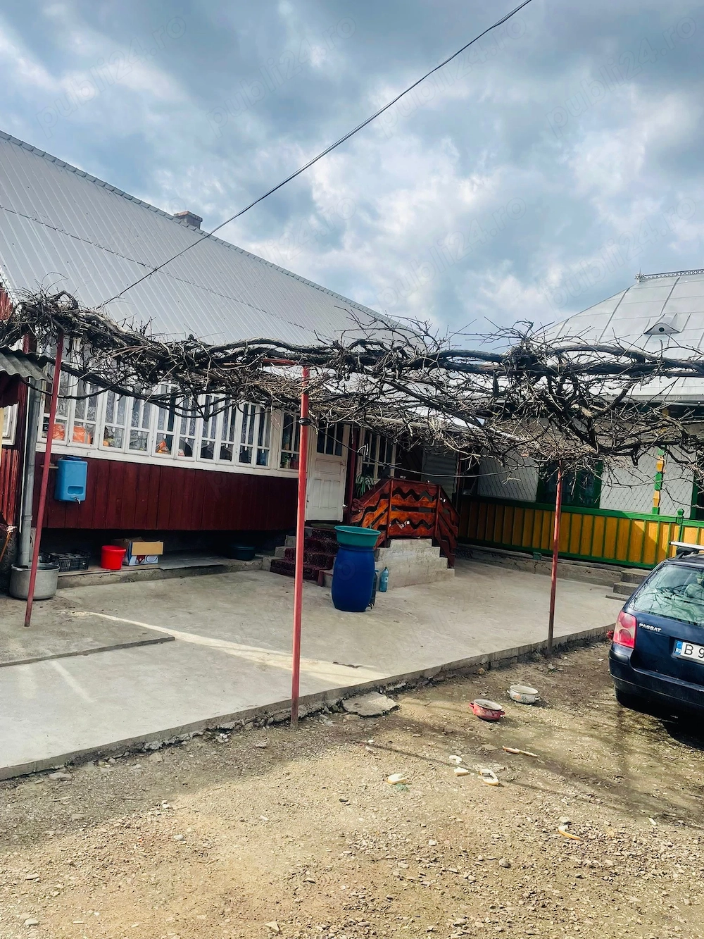 Case+ teren de vanzare