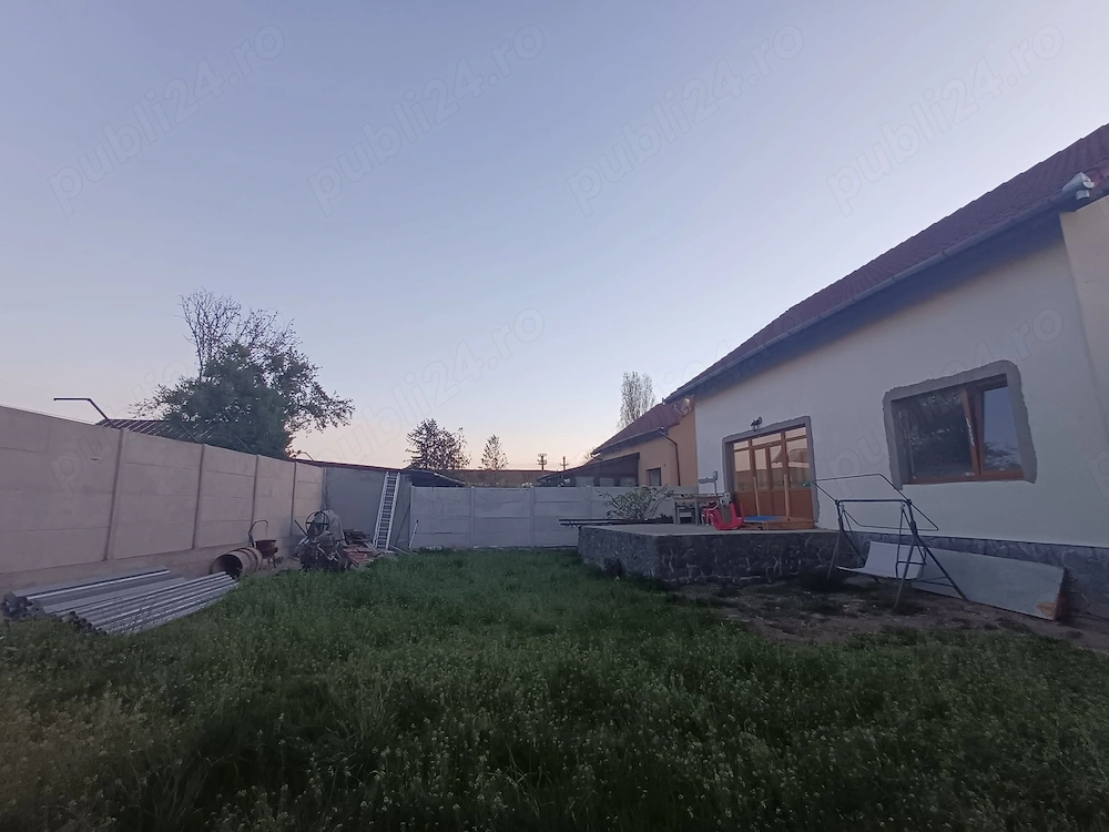 Vând casă în Hălchiu, Brașov 