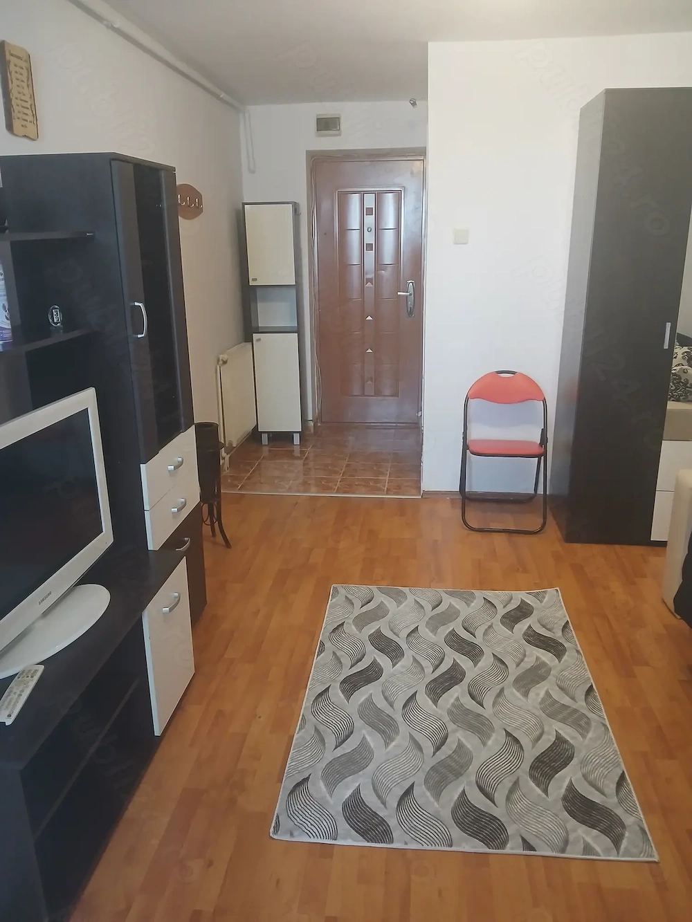 Închiriere garsonieră 