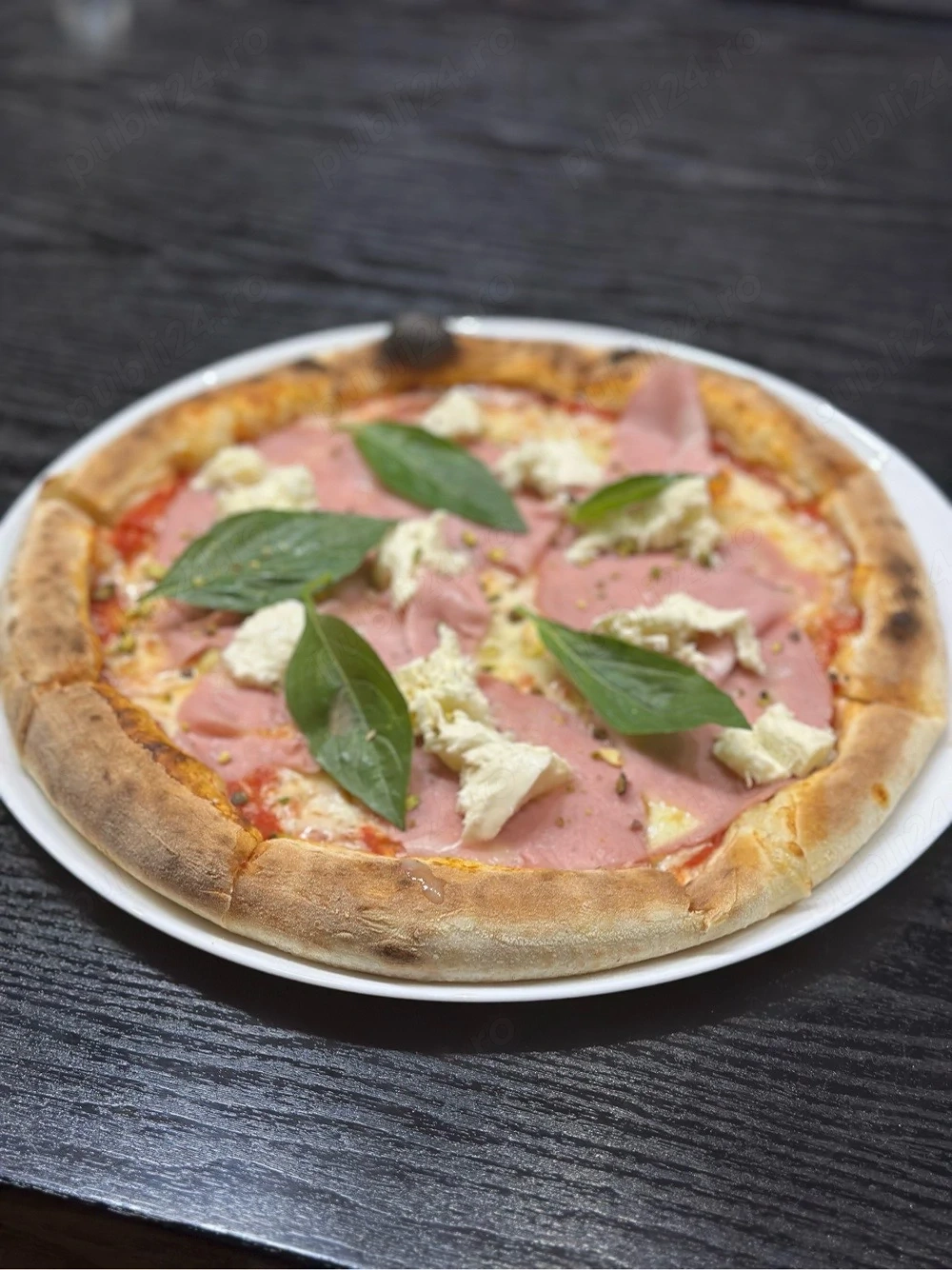 Restaurantul Casa Viva Codlea angajeaza pizzer  