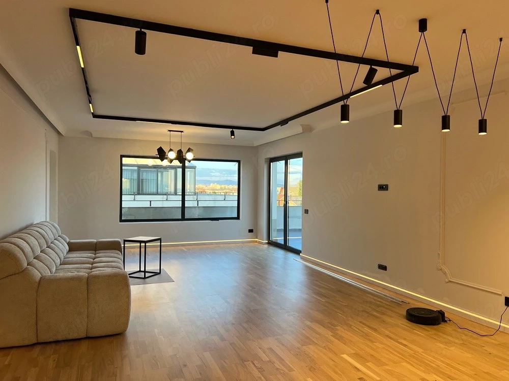 EXCLUSIVITATE!!! Penthouse exclusivist cu 5 camere si terasa