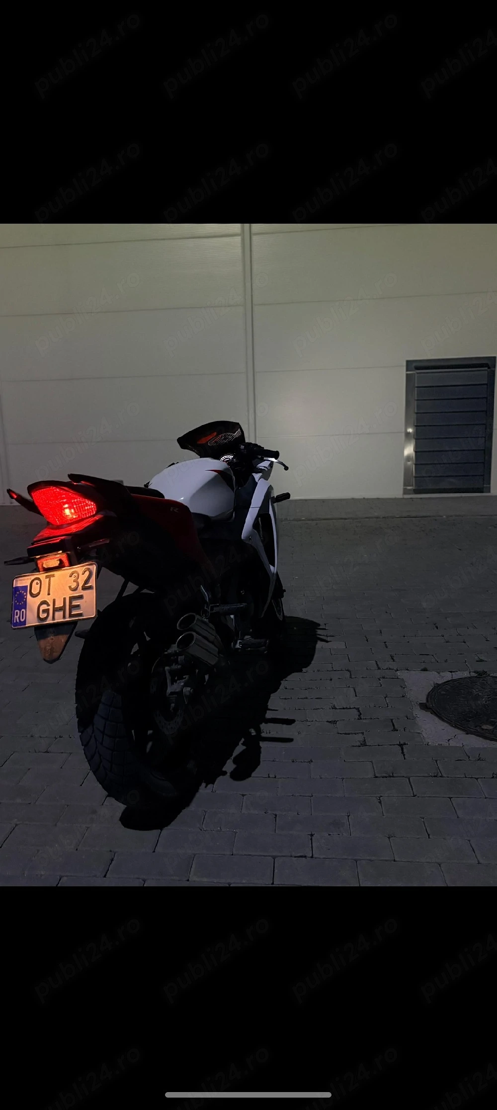 vand honda cbr125 2011 cu transport contracost