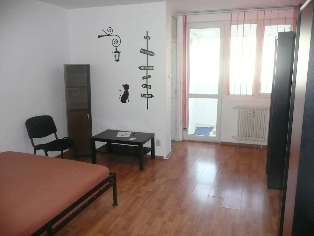 Proprietar inchiriez garsoniera CF 1, Calea Vitan Auchan 330 euro