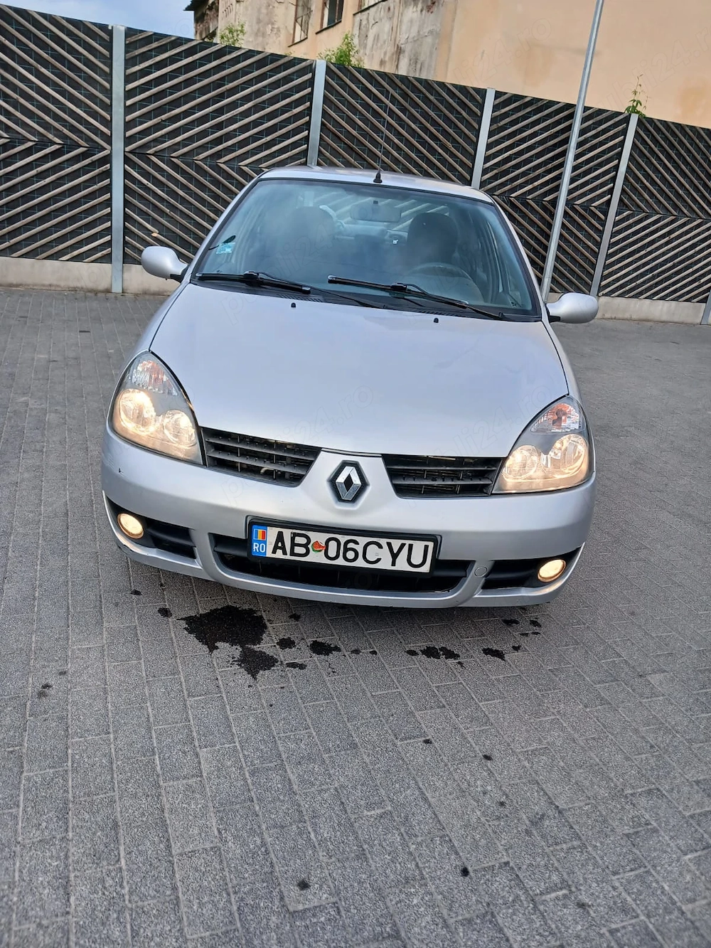 Vand Renault Symbol stare foarte buna