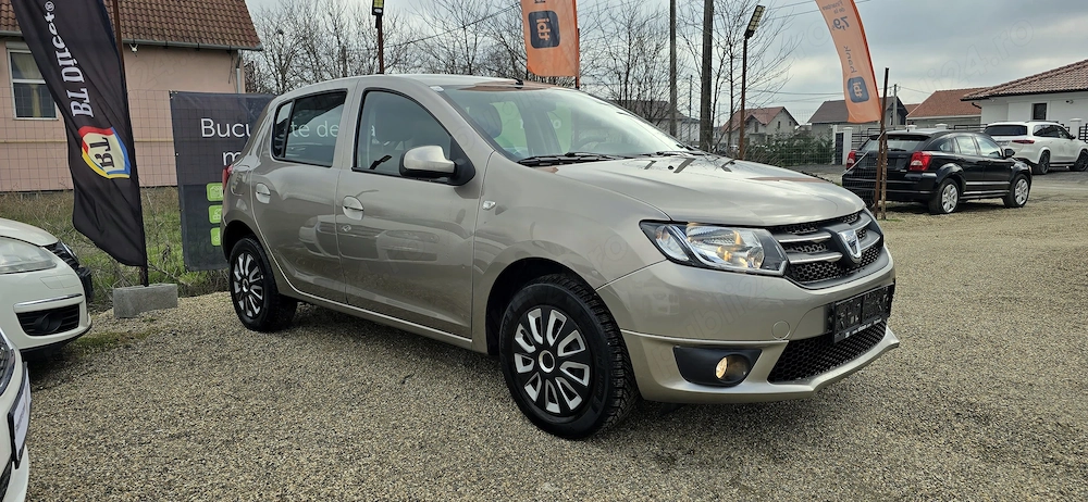 Dacia Sandero an 2013 motor 0,900 cm3 benzina clima euro 5 Garantie 