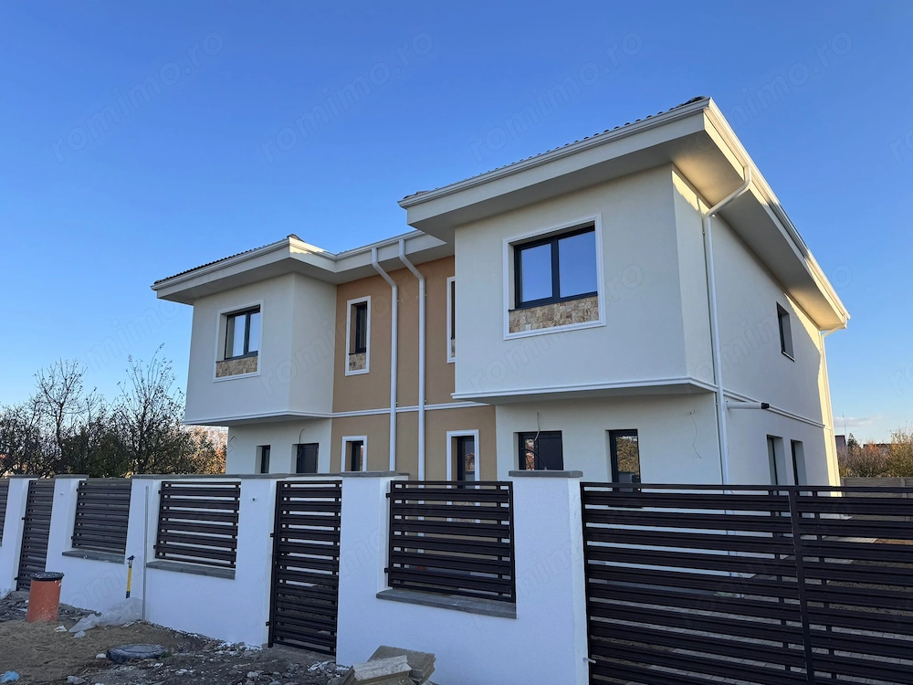 Duplex modern in Mosnita. La cheie. Aproape de Carrefour. Asfalt.