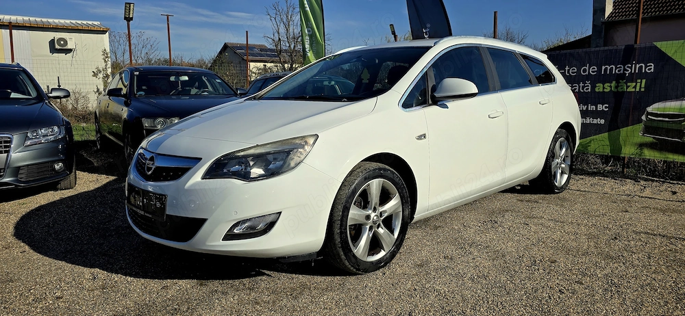 Opel Astra J an 2012 motor 1700 cm3 diesel clima euro 5 Garantie 
