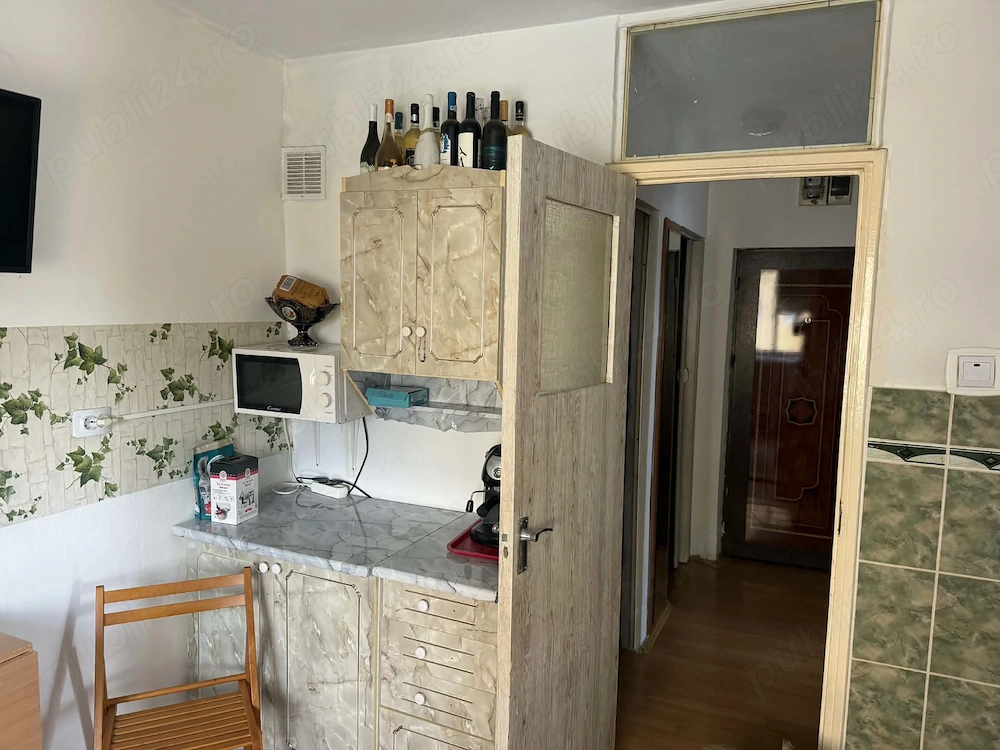  Apartament de 2 camere zon TRIAJ,str Harmanului