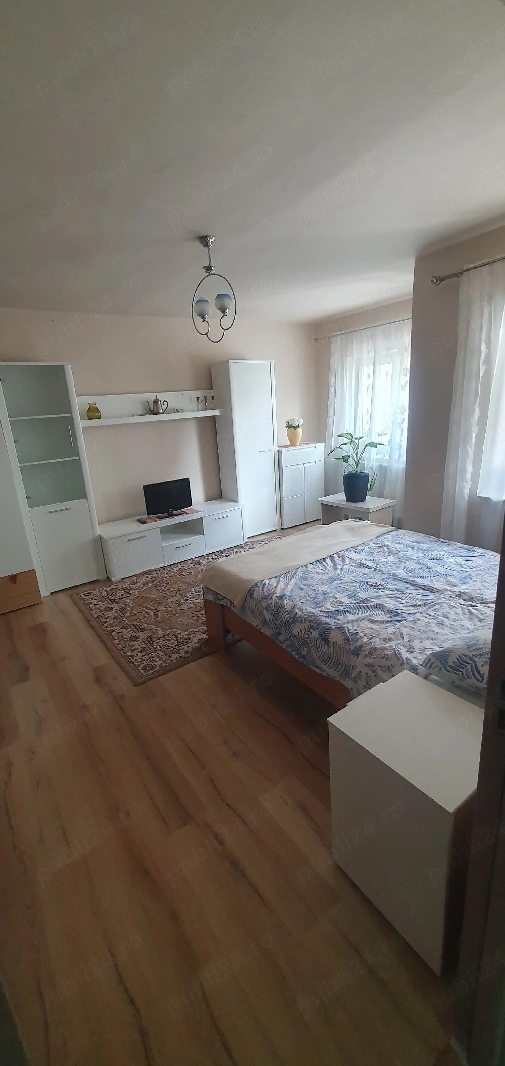 Închiriez garsoniera confort I, in Deva, zona Dorobanti 