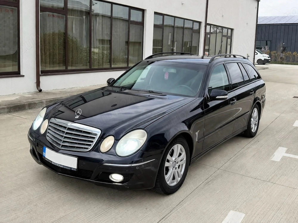 Vând Mercedes E class facelift 2009