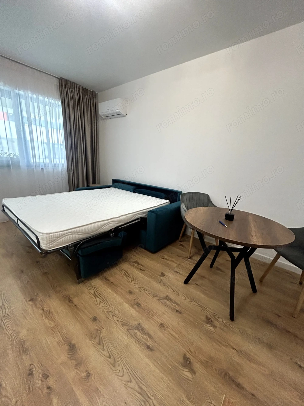 Studio | Rond Pipera | Curte | OMV | Nou | Predare Imediata